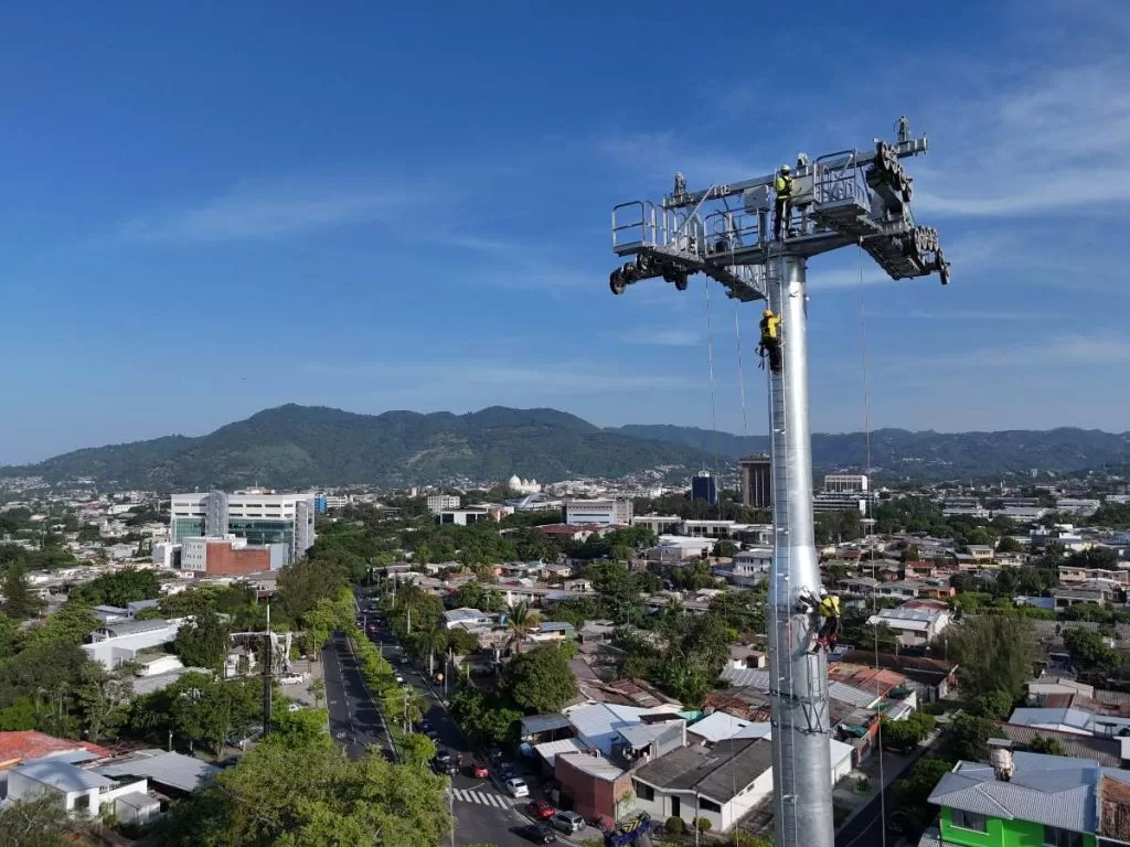 Guatemala y El Salvador aceleran su apuesta por el transporte por cable urbano