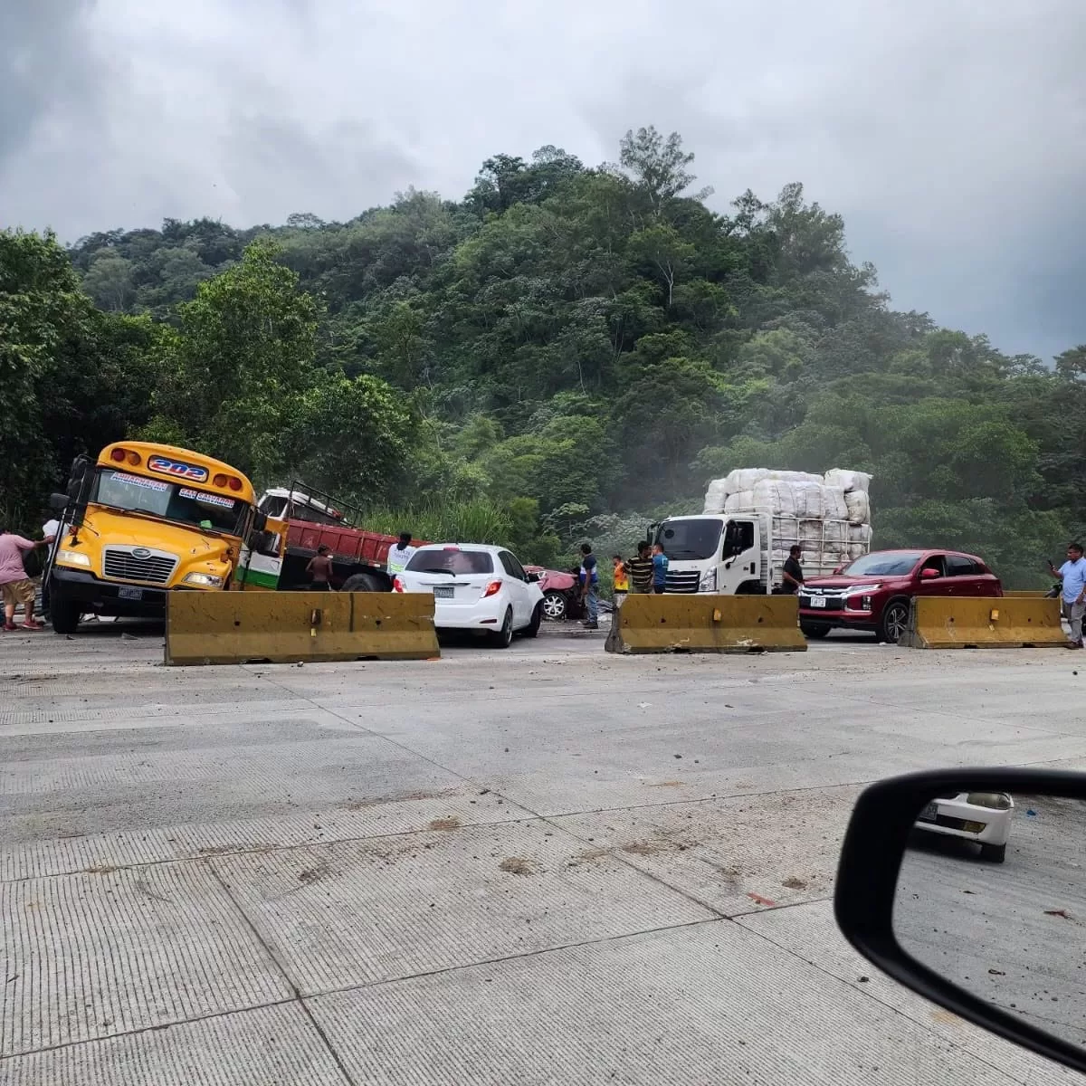 Cronología del accidente en Los Chorros: del choque múltiple al rescate y captura del conductor